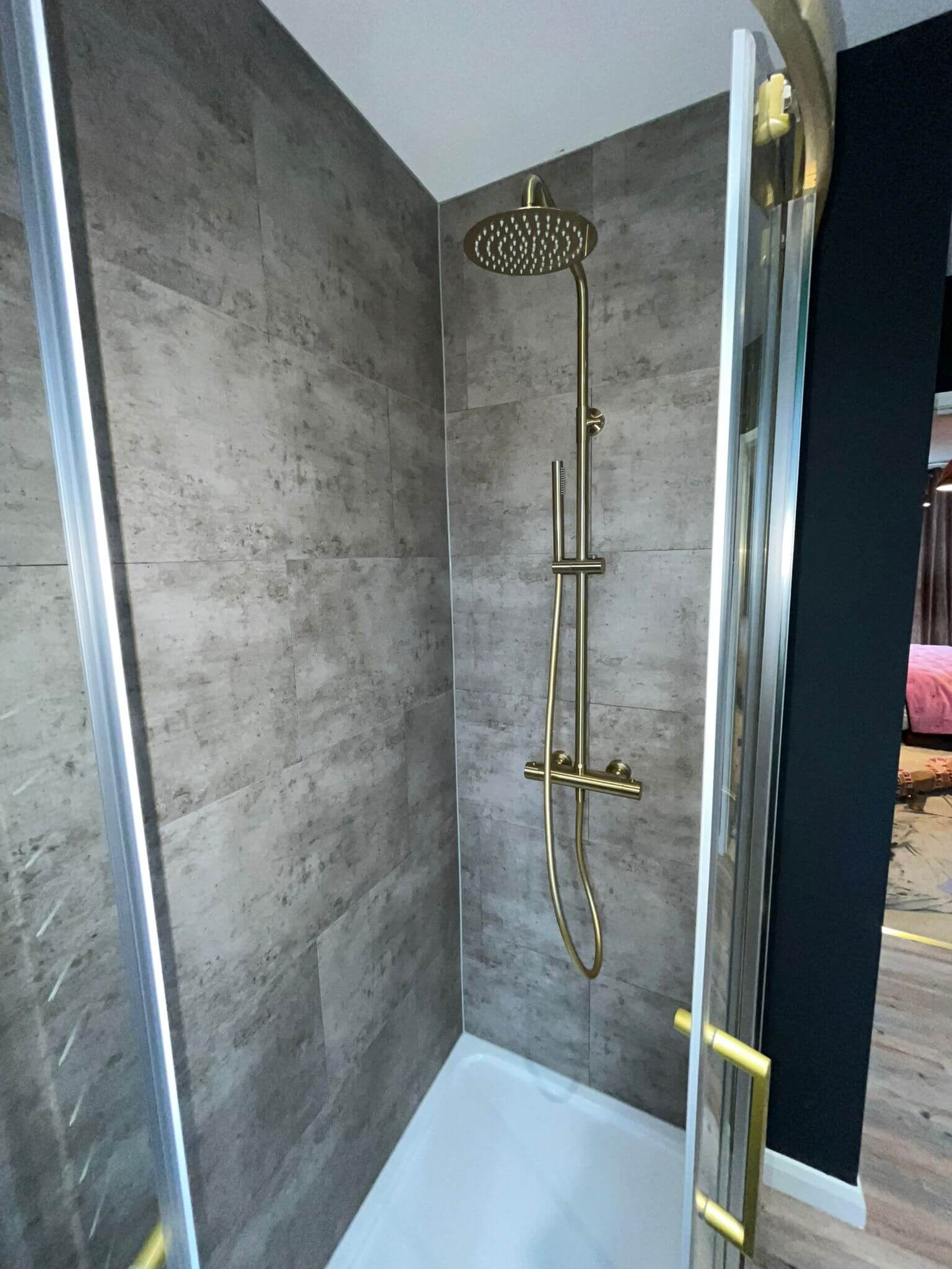 Family bathroom refit